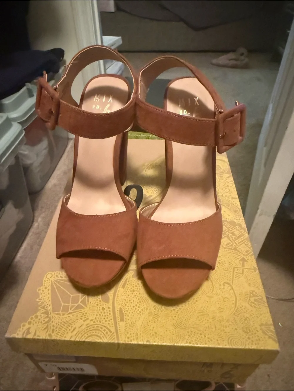Brand New Women's Suede Platform Block Heel Sandals - Brown
